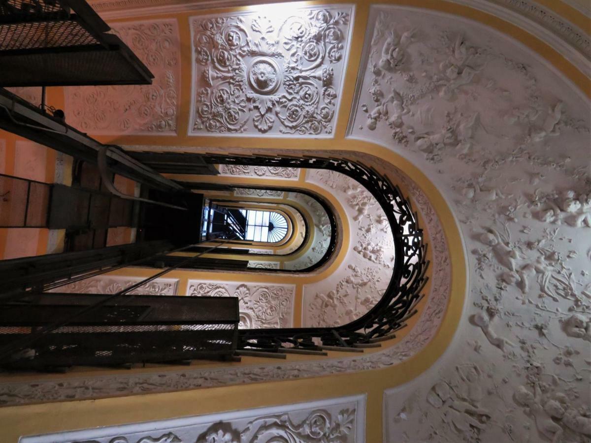Domus Sibyllina, Galleria Umberto I Napoli Eksteriør billede